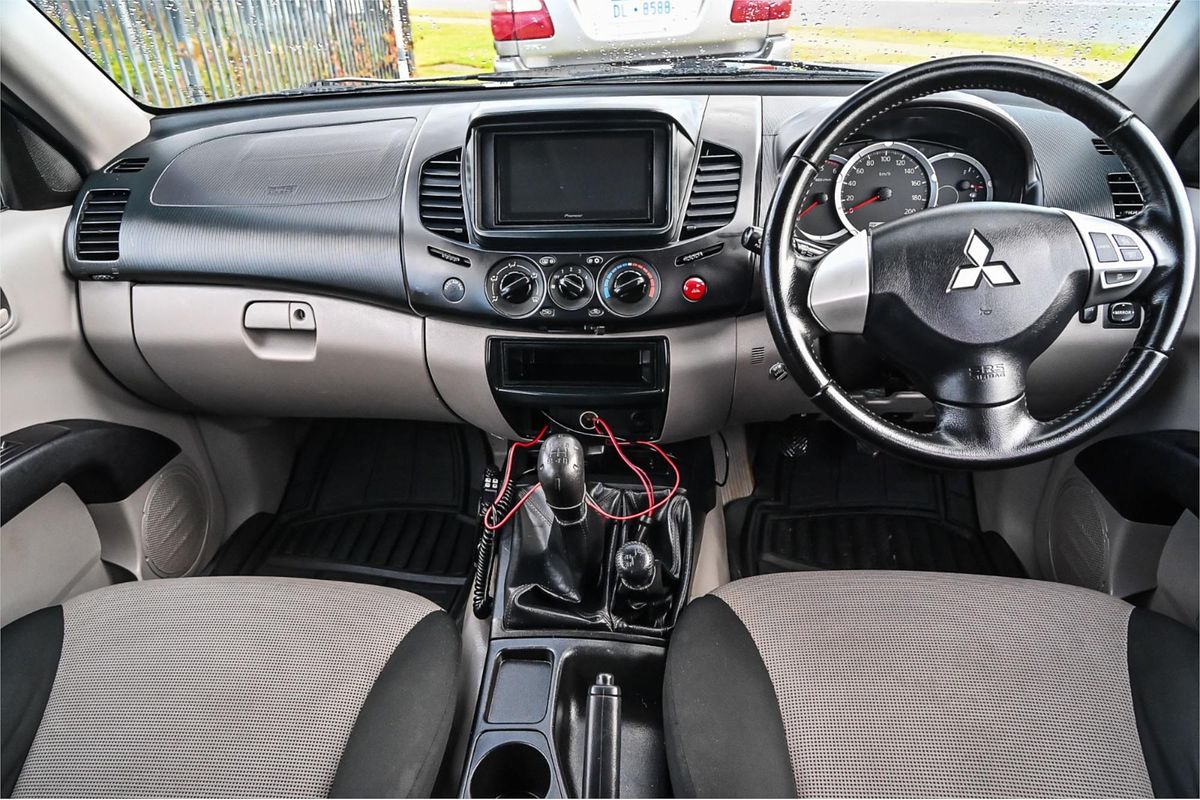 2014 Mitsubishi Triton GLX MN 4X4