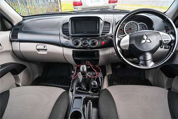 2014 Mitsubishi Triton GLX MN 4X4