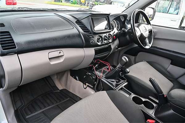 2014 Mitsubishi Triton GLX MN 4X4
