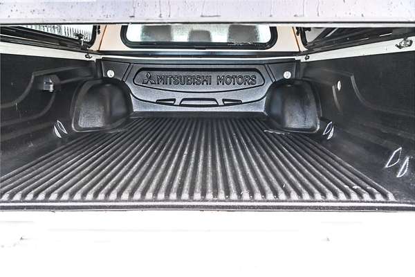 2014 Mitsubishi Triton GLX MN 4X4