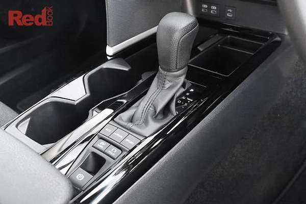 2025 Toyota Camry Ascent AXVH80R