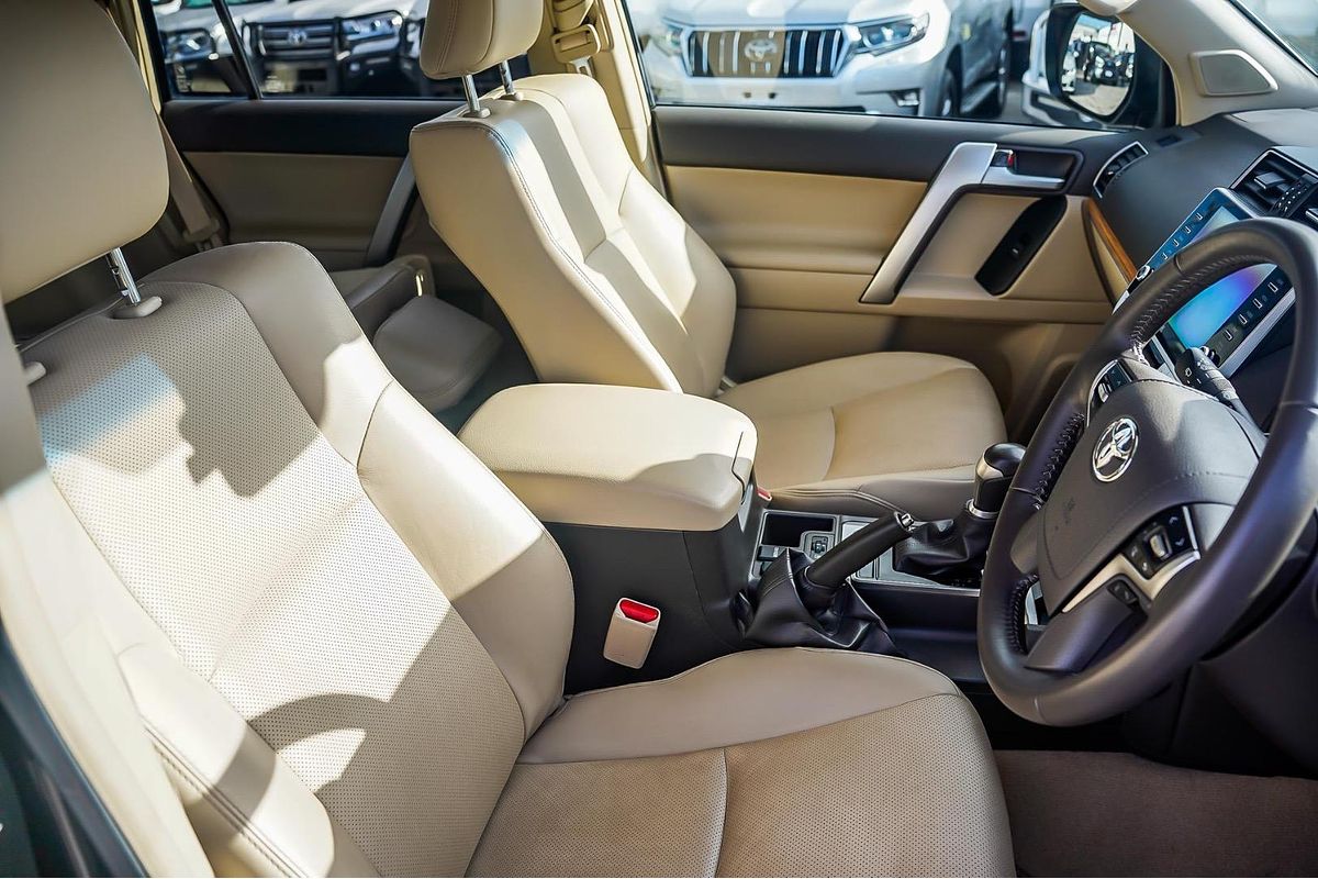 2023 Toyota Landcruiser Prado VX GDJ150R