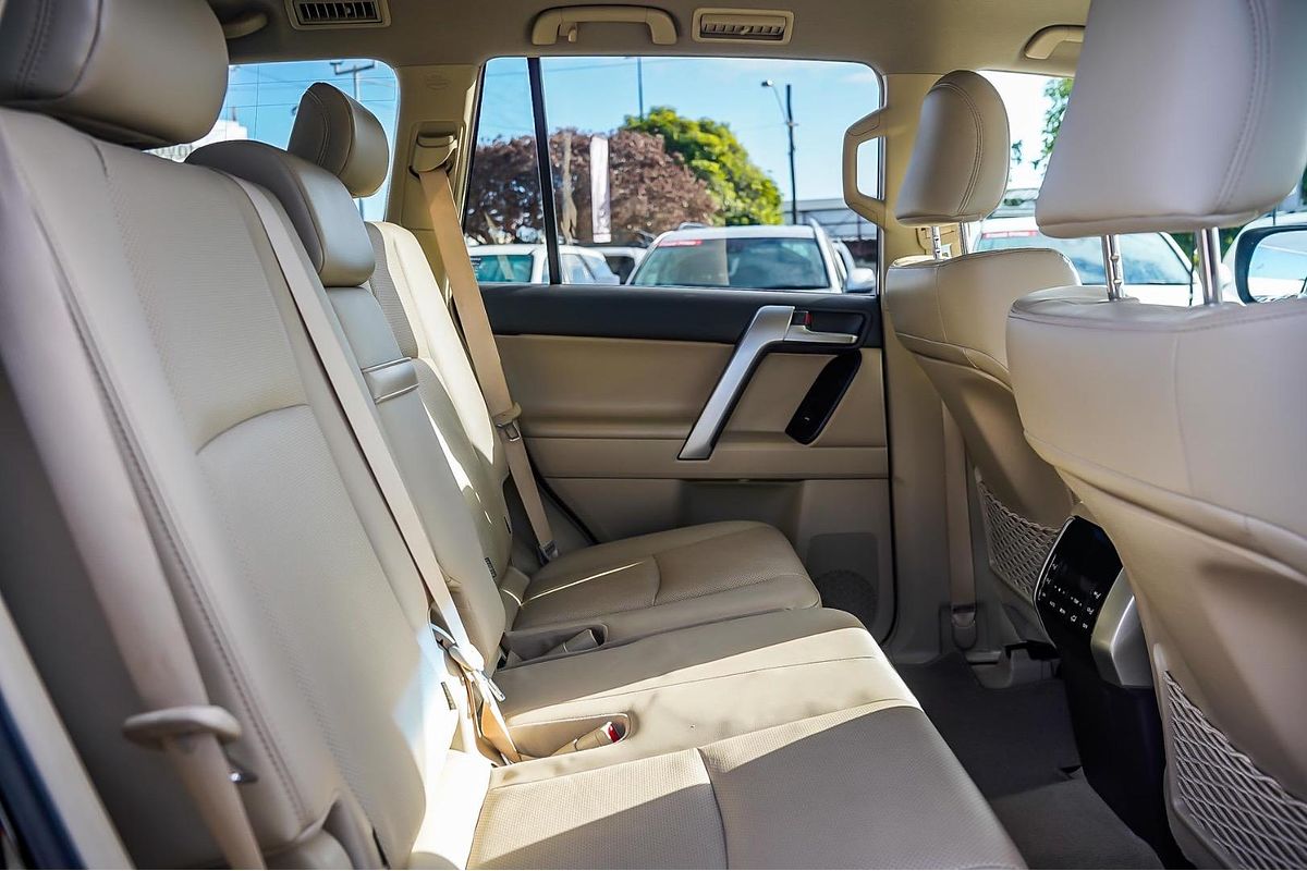 2023 Toyota Landcruiser Prado VX GDJ150R
