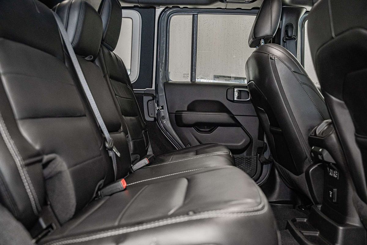 2020 Jeep Wrangler Unlimited Overland JL