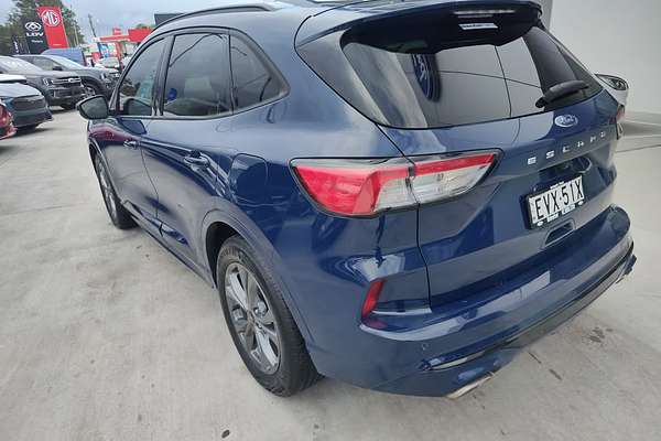 2022 Ford Escape ST-Line ZH