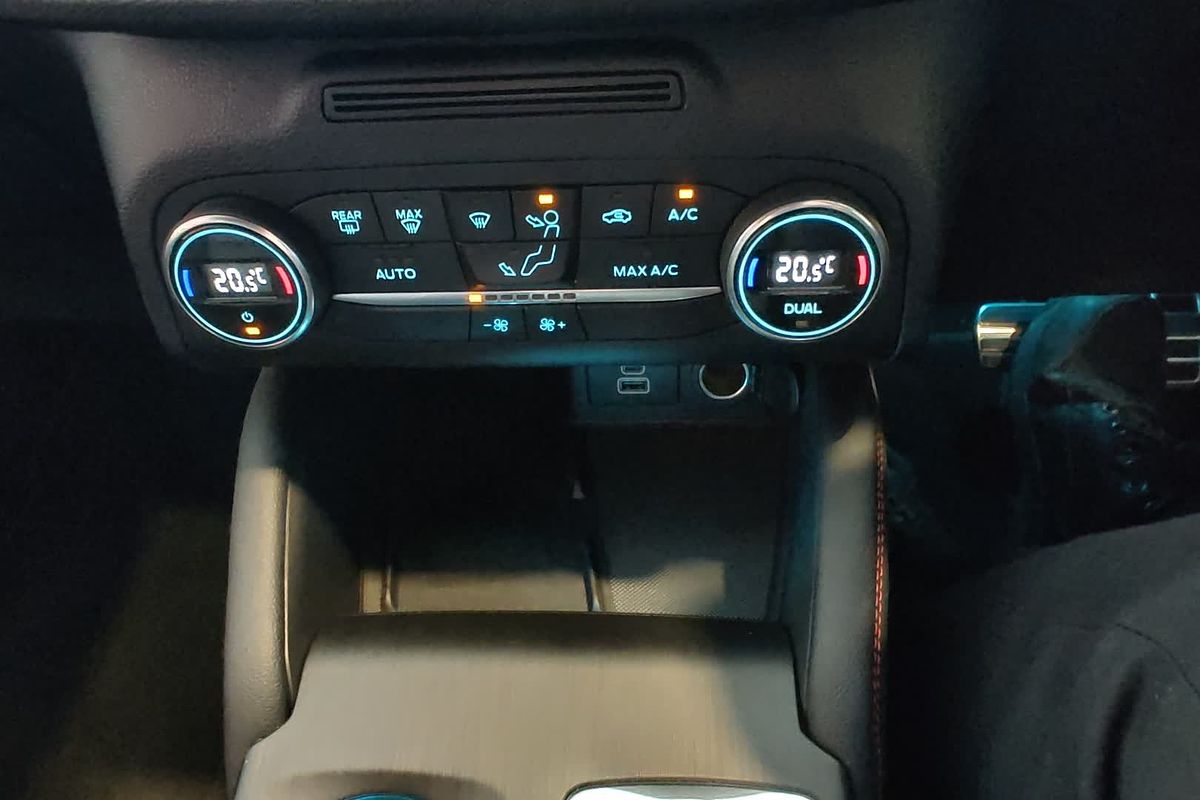 2022 Ford Escape ST-Line ZH