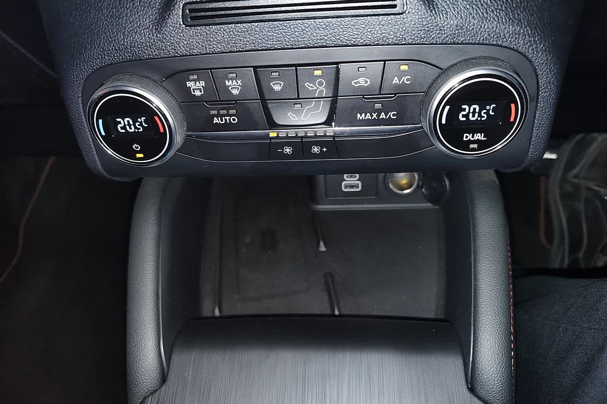 2022 Ford Escape ST-Line ZH