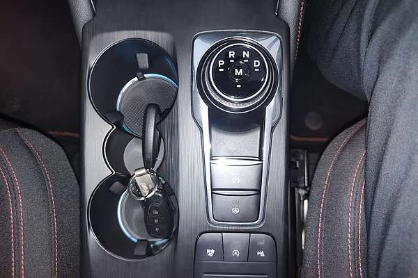 2022 Ford Escape ST-Line ZH