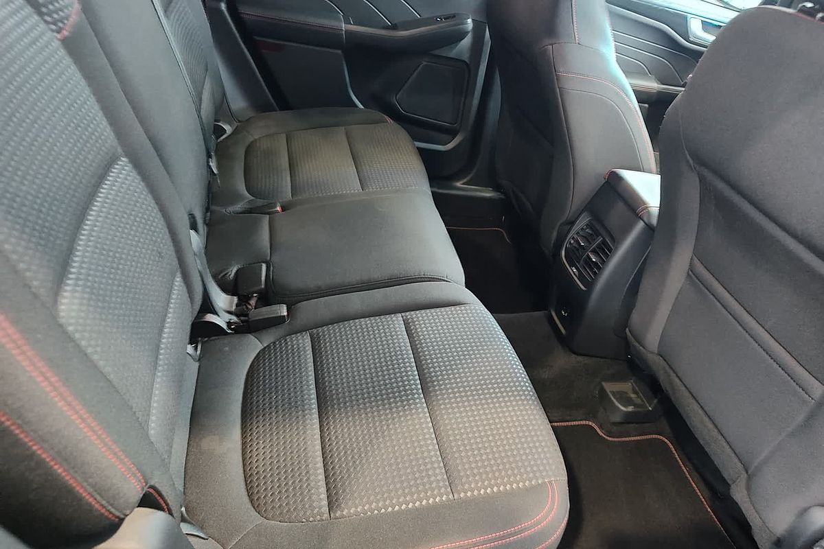 2022 Ford Escape ST-Line ZH
