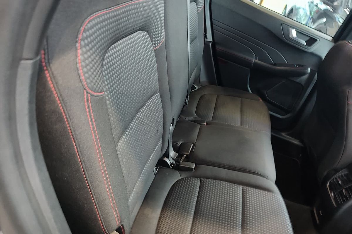 2022 Ford Escape ST-Line ZH
