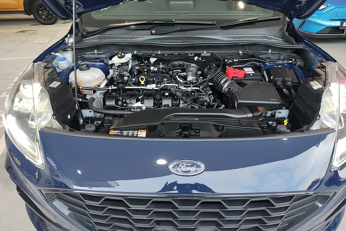 2022 Ford Escape ST-Line ZH