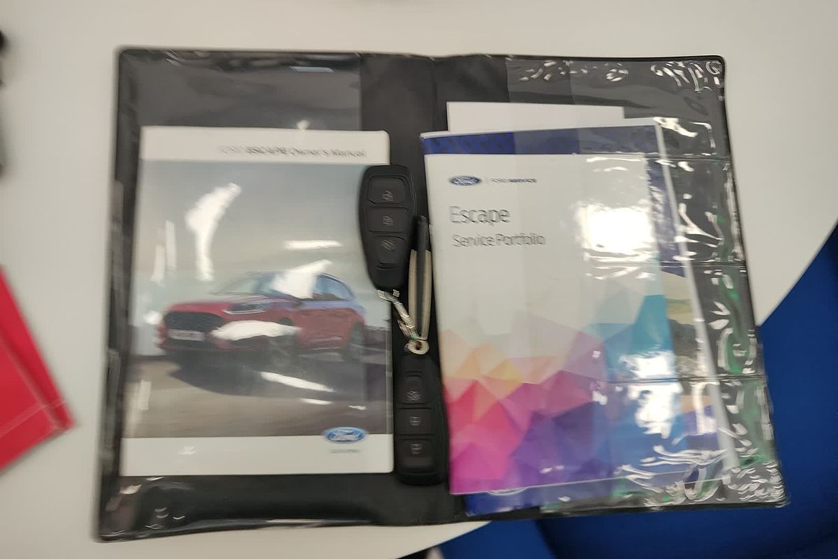 2022 Ford Escape ST-Line ZH
