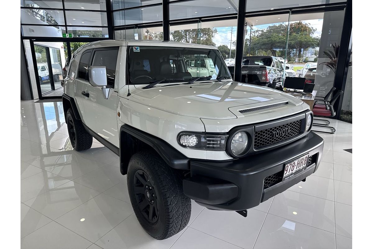 2015 Toyota FJ Cruiser GSJ15R