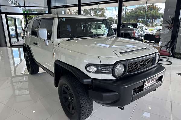 2015 Toyota FJ Cruiser GSJ15R