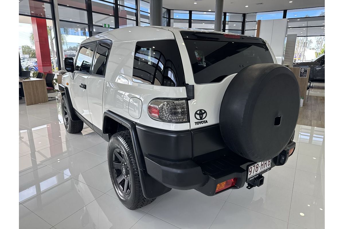 2015 Toyota FJ Cruiser GSJ15R