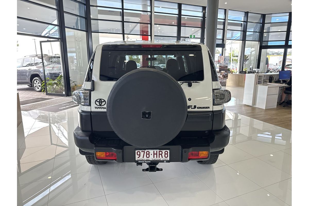 2015 Toyota FJ Cruiser GSJ15R
