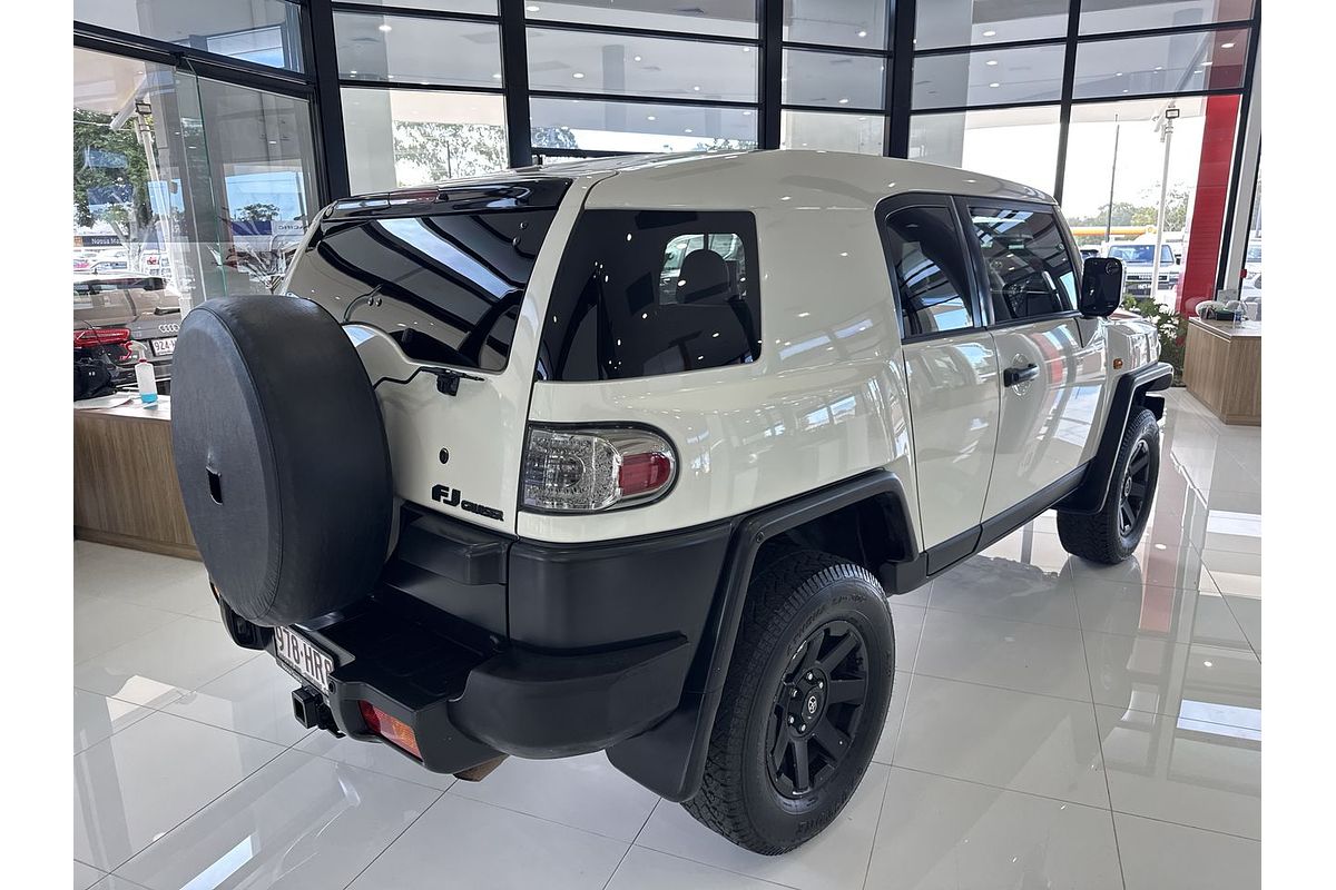 2015 Toyota FJ Cruiser GSJ15R