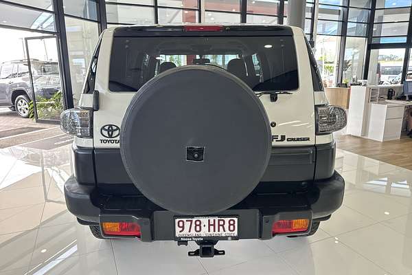 2015 Toyota FJ Cruiser GSJ15R