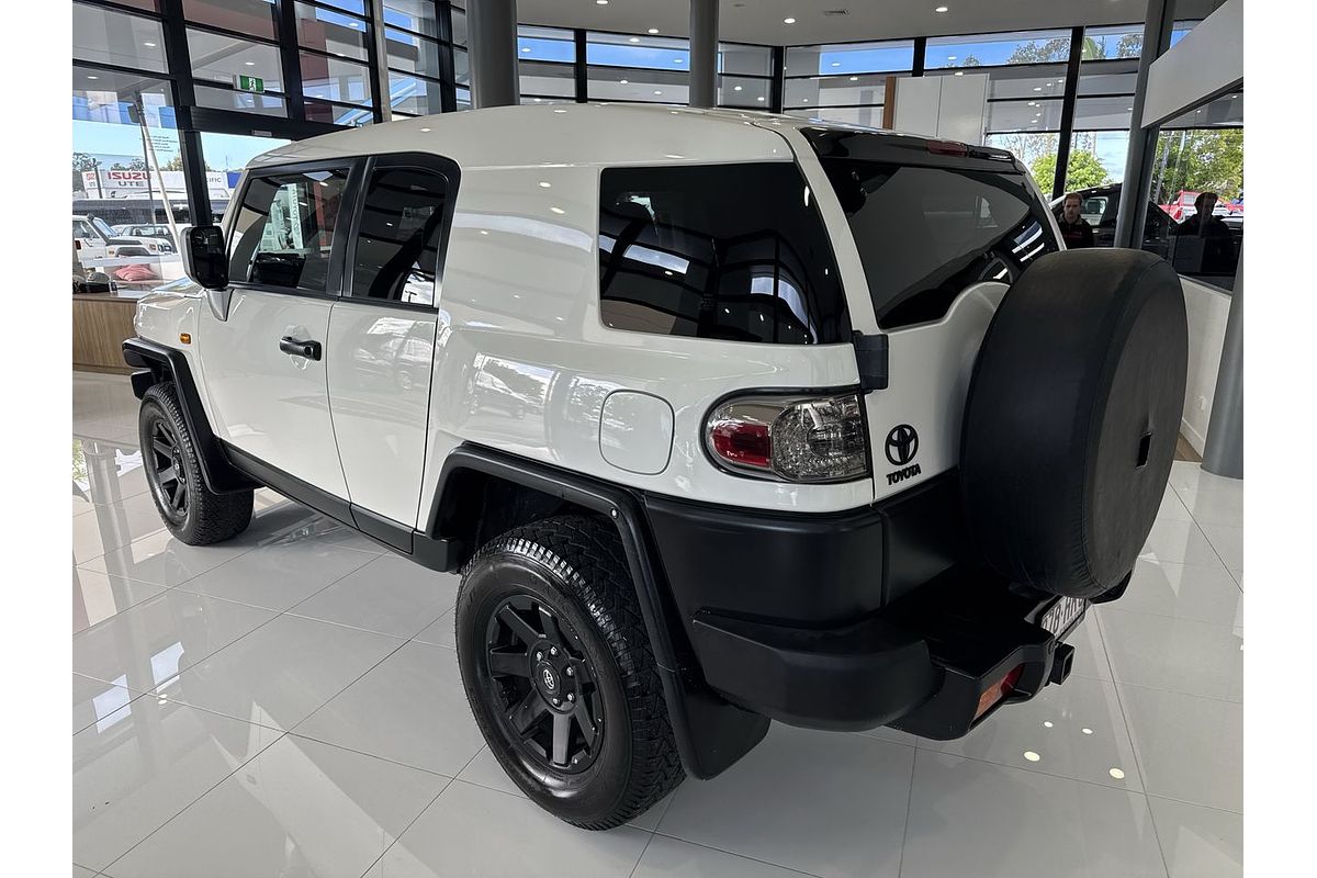2015 Toyota FJ Cruiser GSJ15R