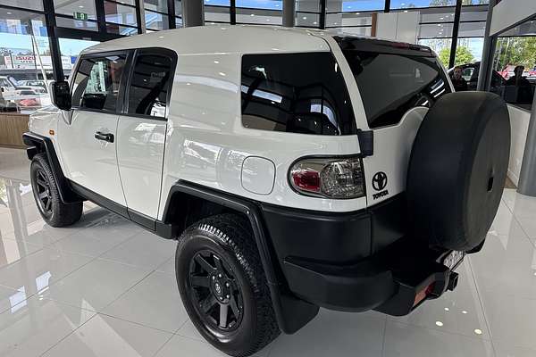 2015 Toyota FJ Cruiser GSJ15R