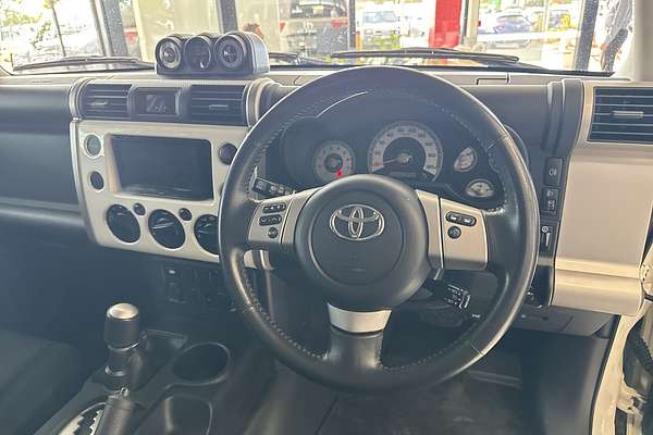 2015 Toyota FJ Cruiser GSJ15R