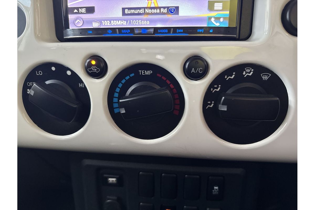 2015 Toyota FJ Cruiser GSJ15R