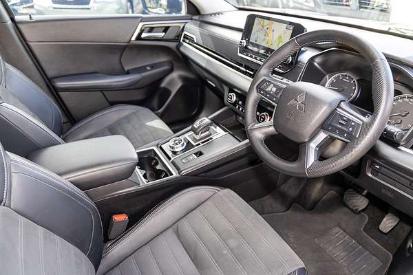 2023 Mitsubishi Outlander Aspire ZM