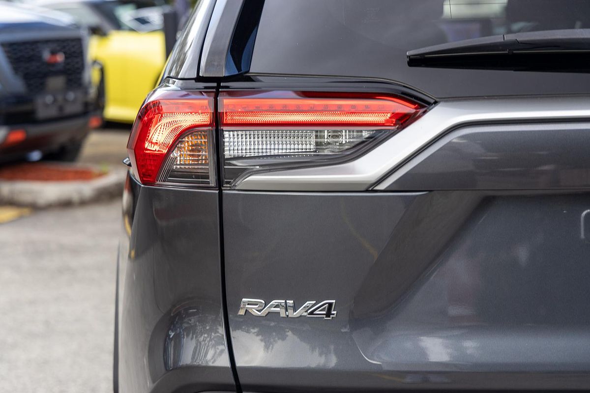 2020 Toyota RAV4 Cruiser AXAH54R