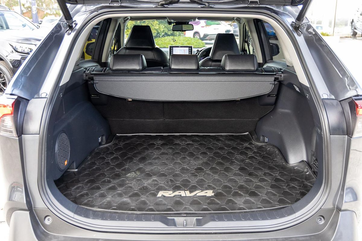 2020 Toyota RAV4 Cruiser AXAH54R