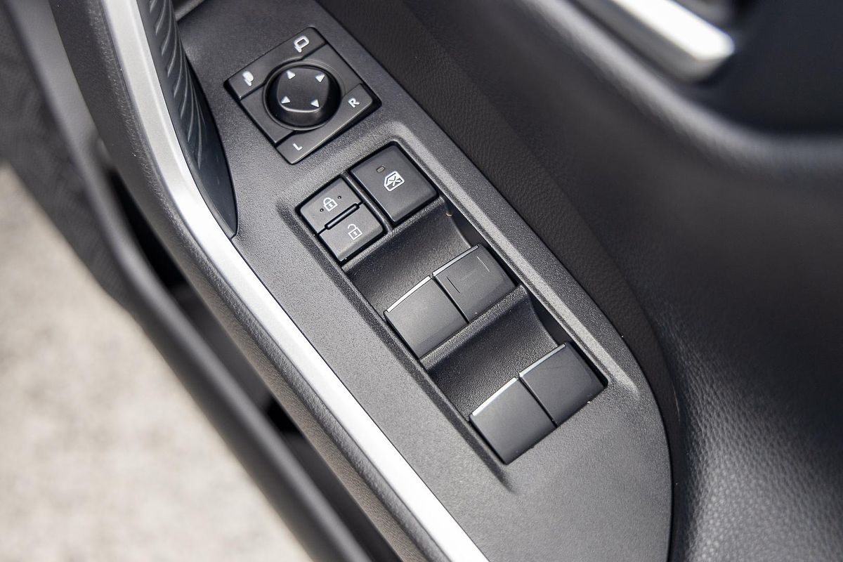 2020 Toyota RAV4 Cruiser AXAH54R
