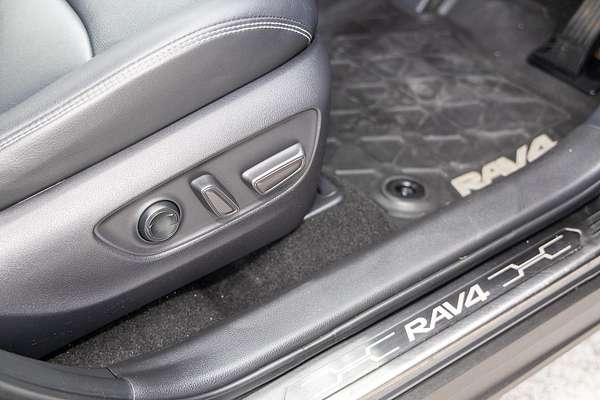 2020 Toyota RAV4 Cruiser AXAH54R
