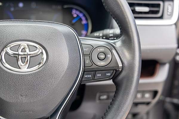 2020 Toyota RAV4 Cruiser AXAH54R