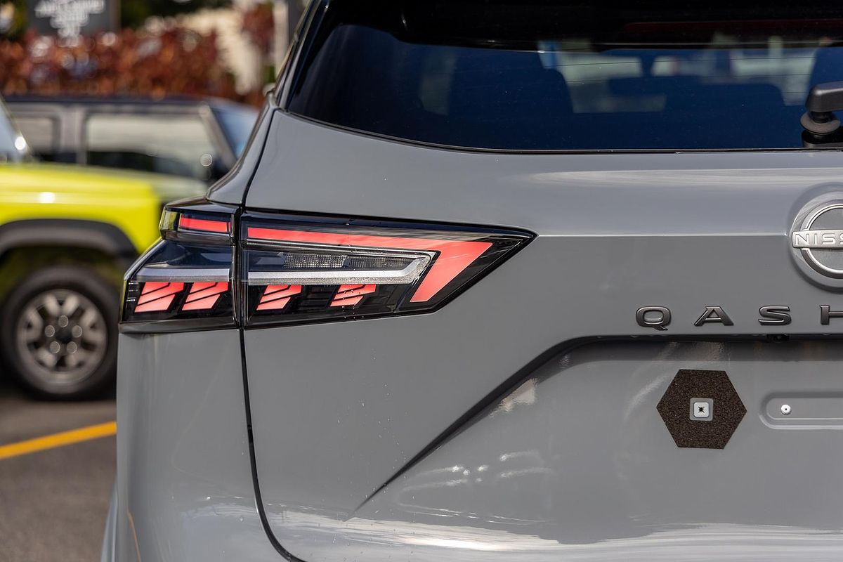 2025 Nissan QASHQAI N-DESIGN e-POWER J12