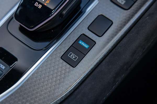 2025 Nissan QASHQAI N-DESIGN e-POWER J12