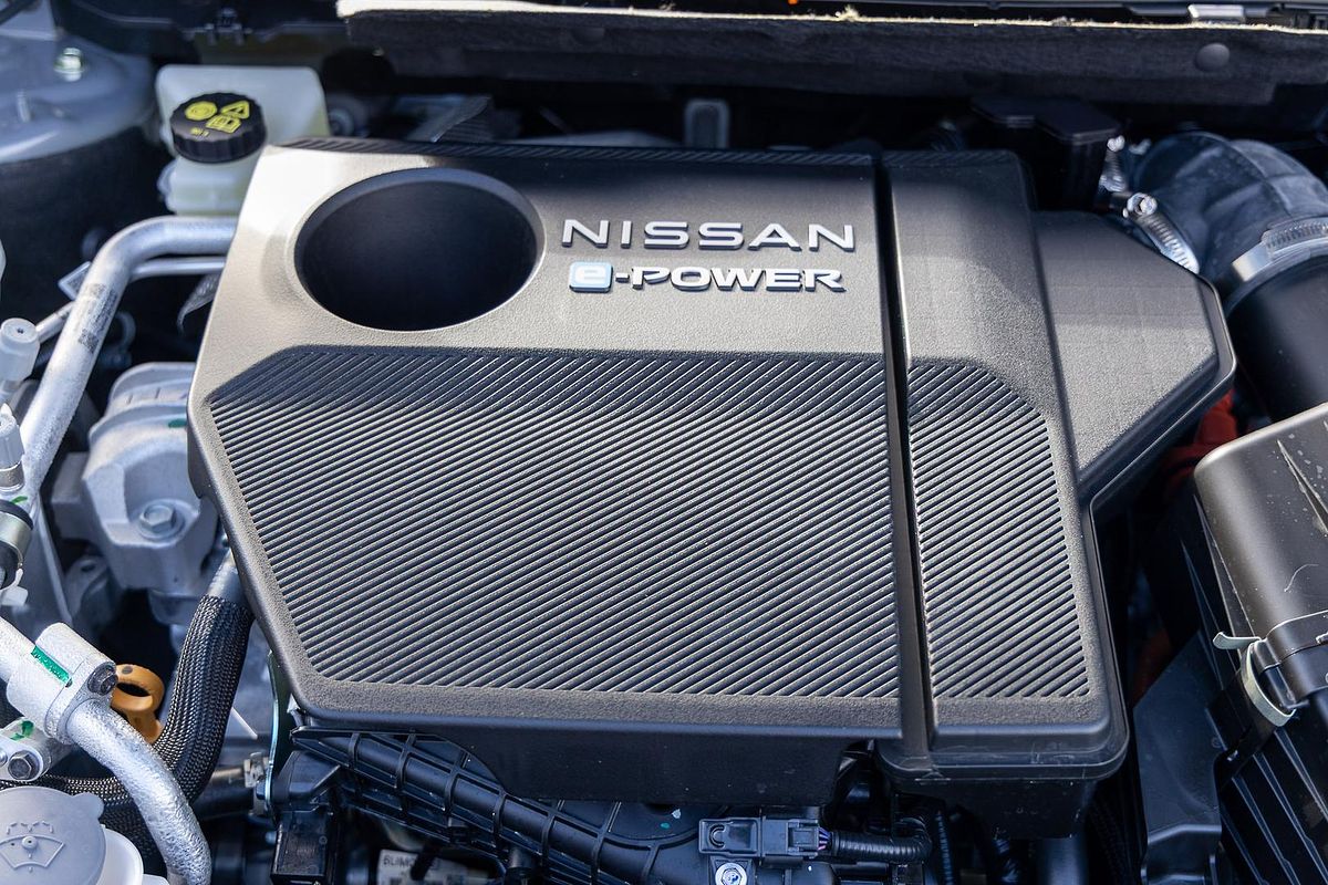 2025 Nissan QASHQAI N-DESIGN e-POWER J12