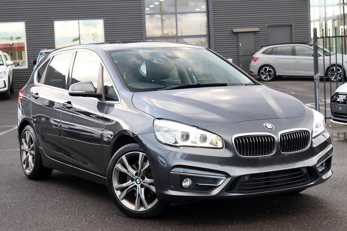 2016 BMW 2 Series 220i Sport Line F45