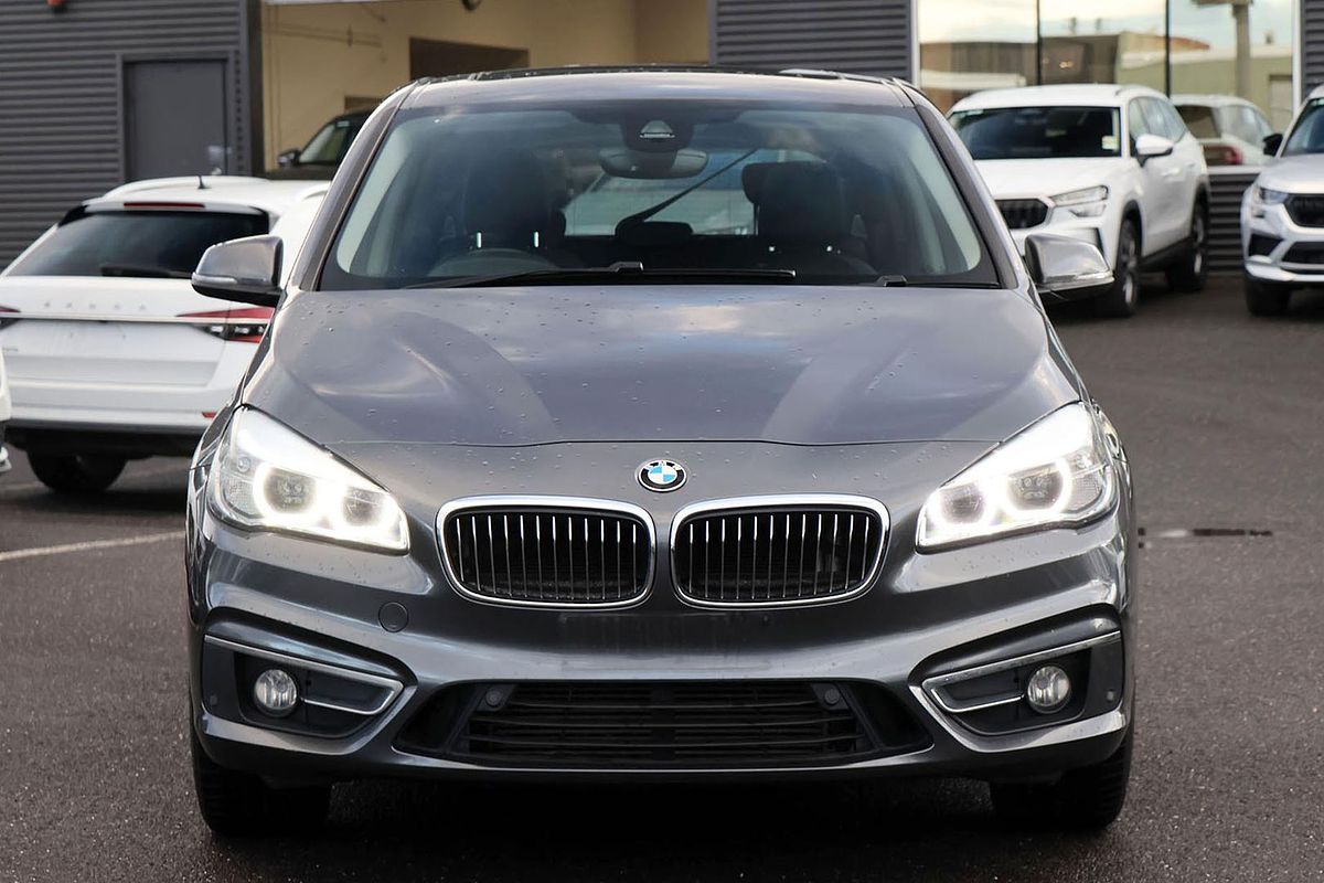 2016 BMW 2 Series 220i Sport Line F45