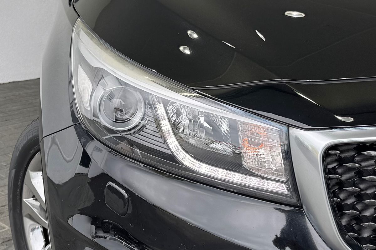 2016 Kia Carnival Platinum YP