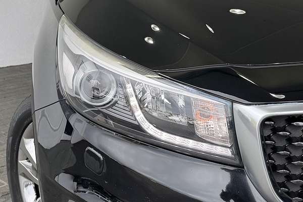 2016 Kia Carnival Platinum YP