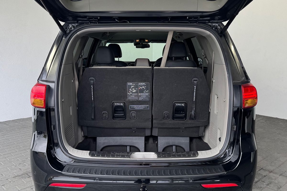 2016 Kia Carnival Platinum YP