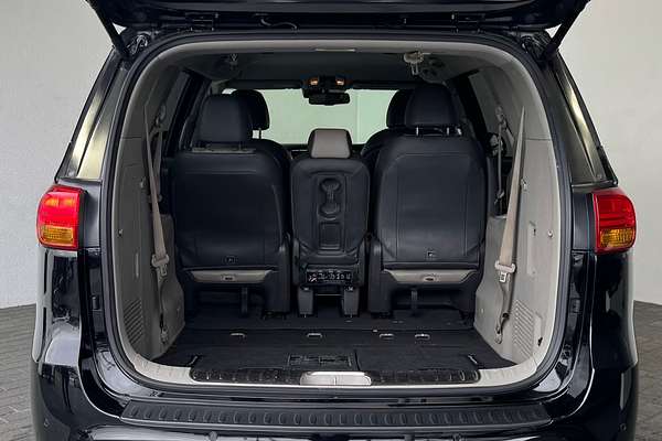 2016 Kia Carnival Platinum YP