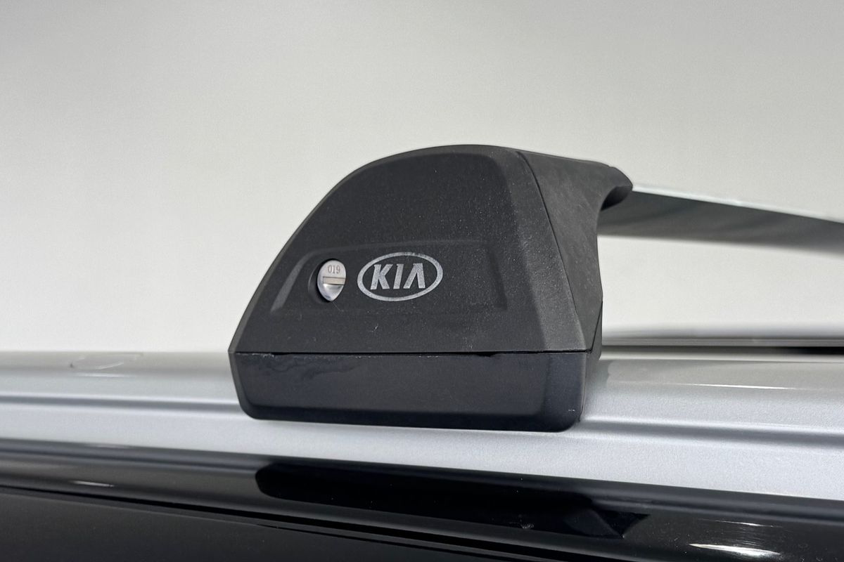 2016 Kia Carnival Platinum YP