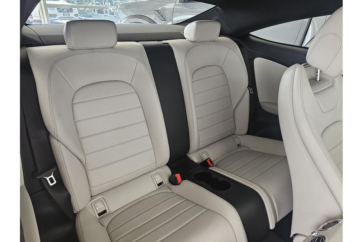 2017 Mercedes-Benz C-Class C200 C205
