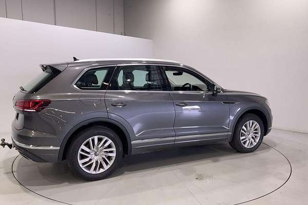 2022 Volkswagen Touareg 170TDI CR
