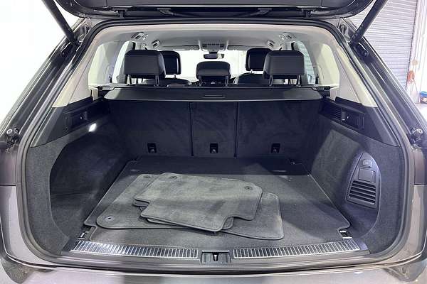 2022 Volkswagen Touareg 170TDI CR
