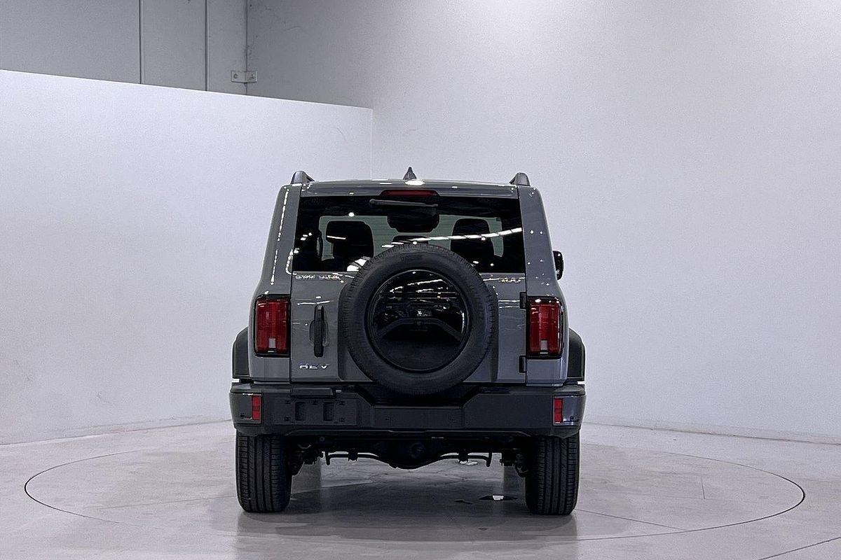 2025 GWM Tank 300 Ultra Hybrid P01