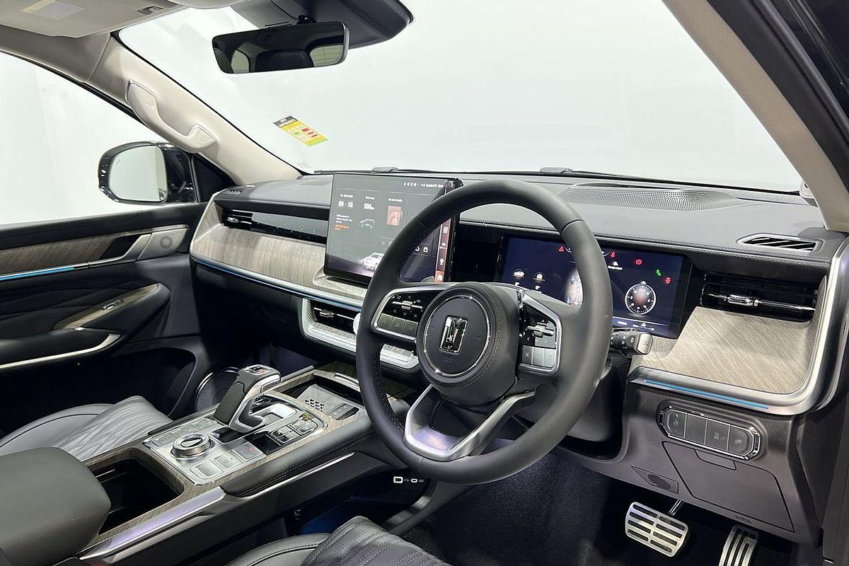 2025 GWM Tank 500 Vanta Hybrid P03