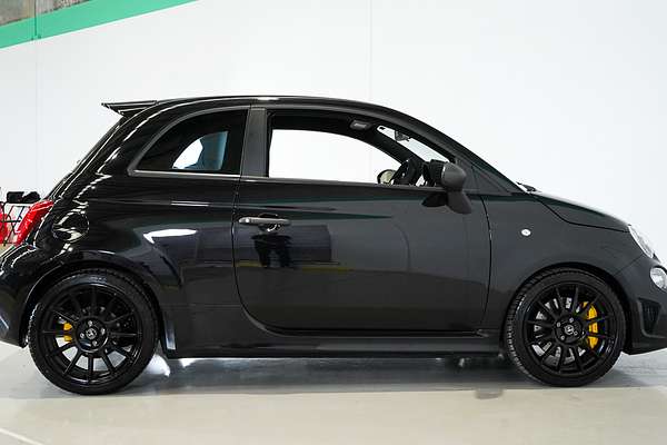 2024 Abarth 695 Competizione