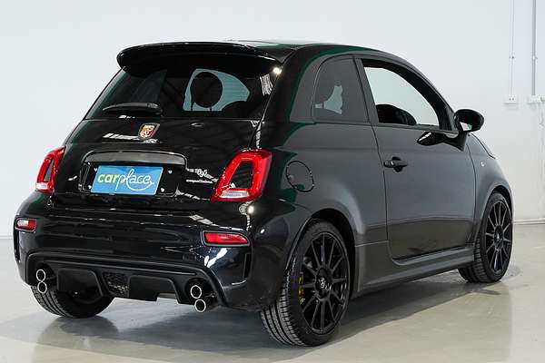 2024 Abarth 695 Competizione