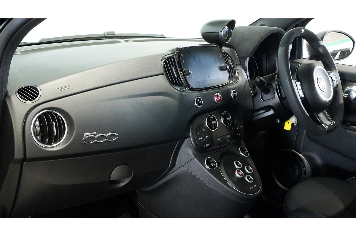 2024 Abarth 695 Competizione